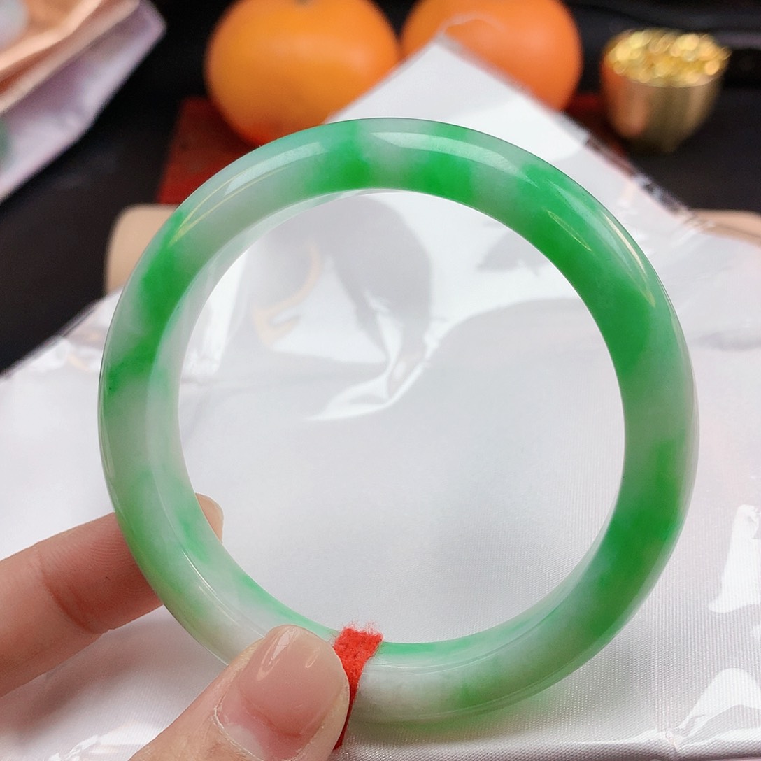 翡翠手镯未镶嵌57圈2453