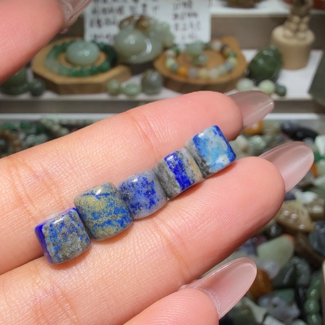 和田玉未镶嵌珠宝奇石