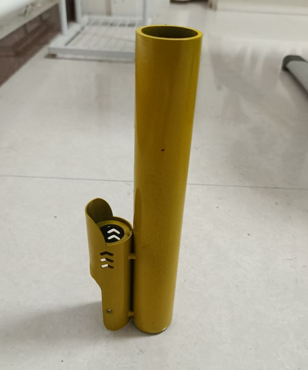 二踢脚手持辅助器铁艺摆件小短款镀锌管材质