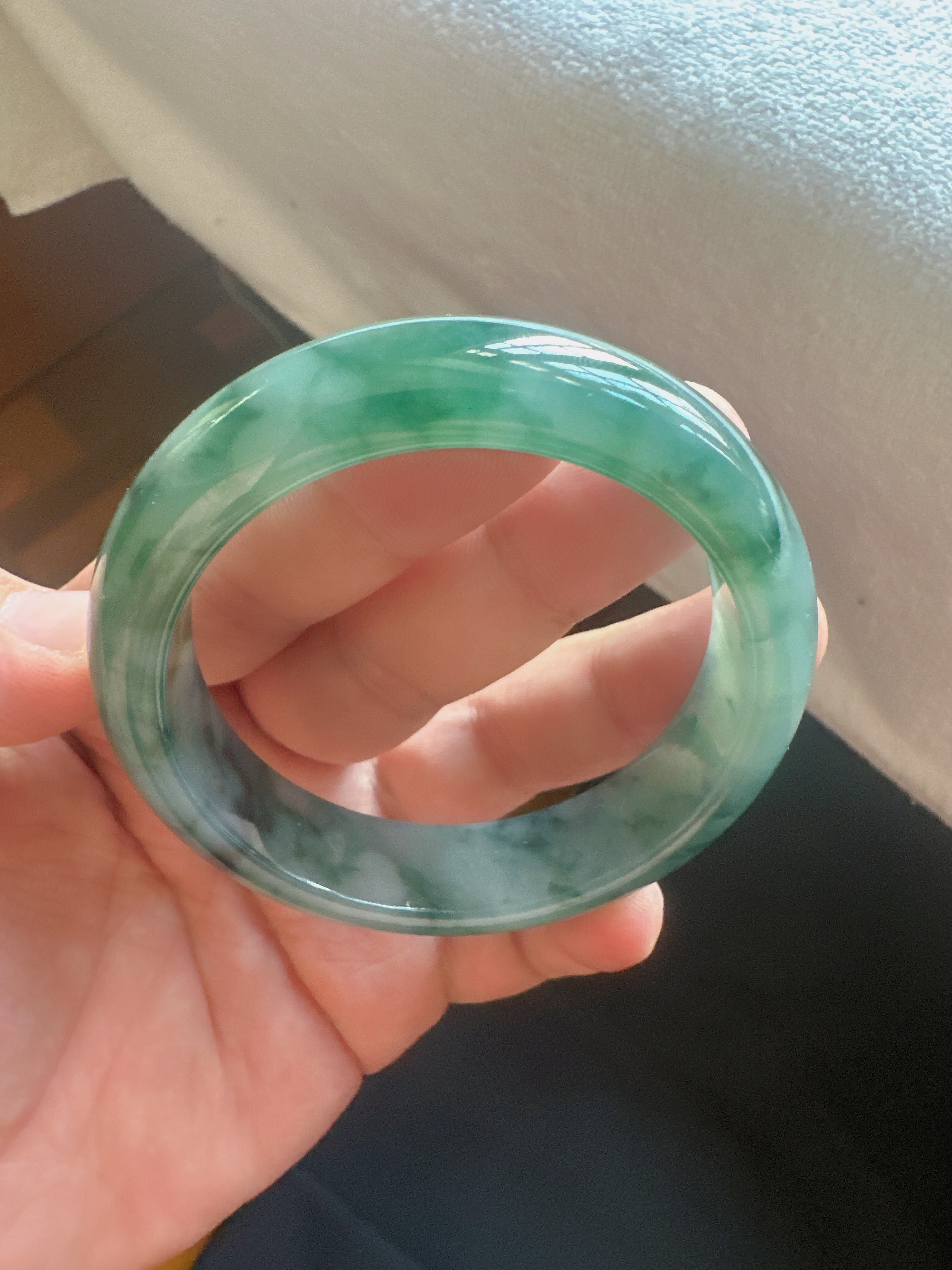 A货翡翠手镯 老种老料 飘花灵动自然 犹如水墨丹青  57.5-15-9.0 