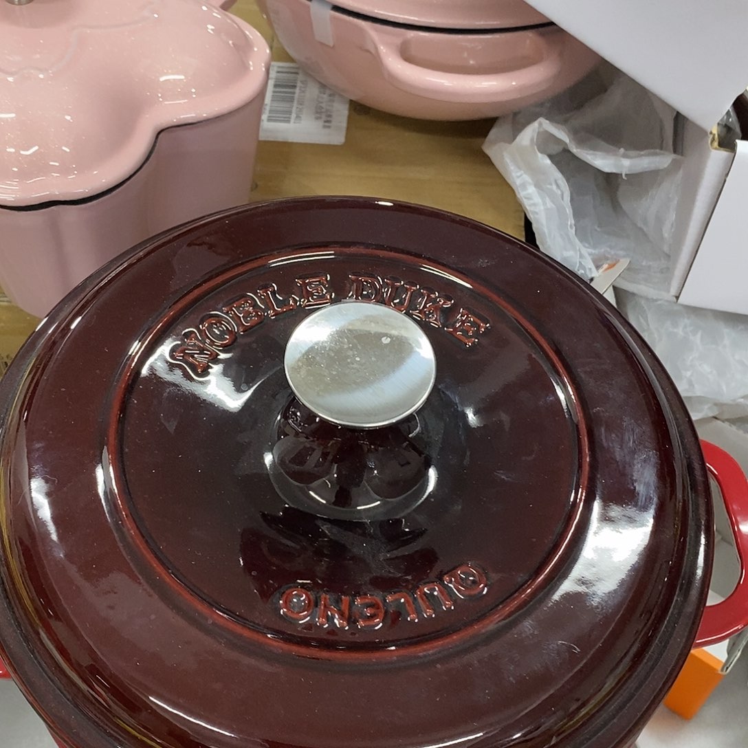 陶瓷26酒红色公爵妈咪锅