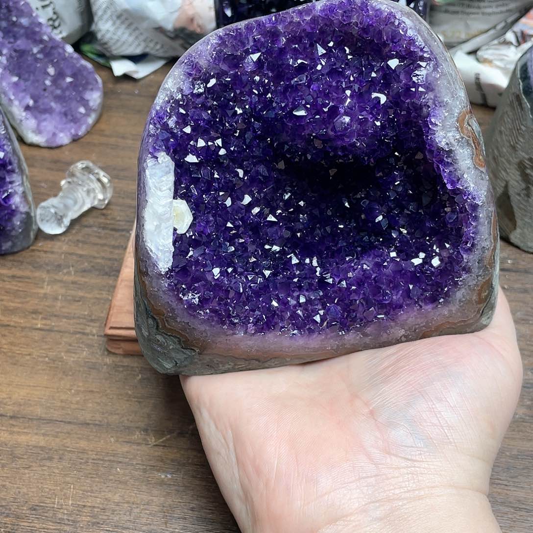 紫晶大型摆件（非配饰）未镶嵌