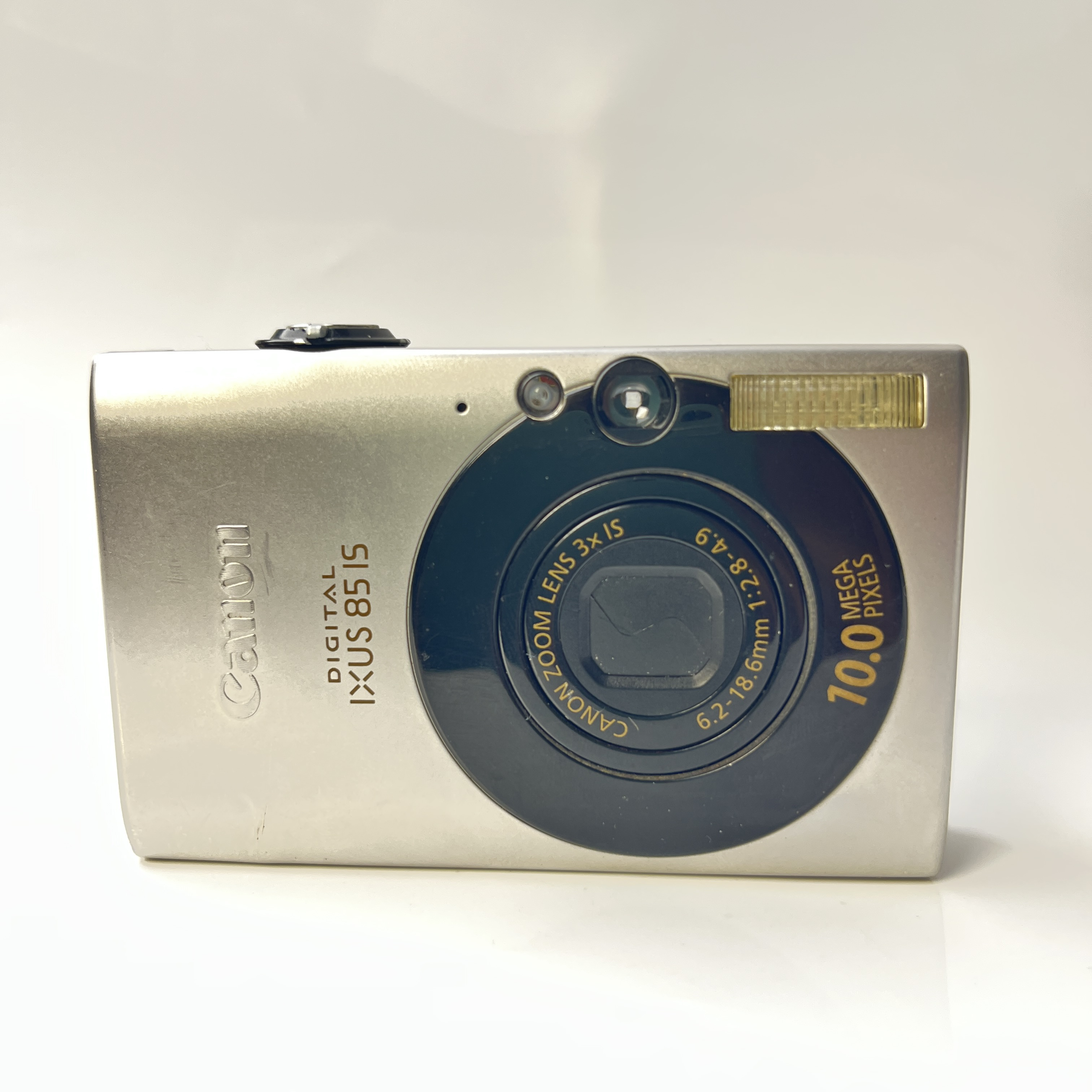 95新 Canon/佳能 ixus85银1000万像素3倍变焦数码相机