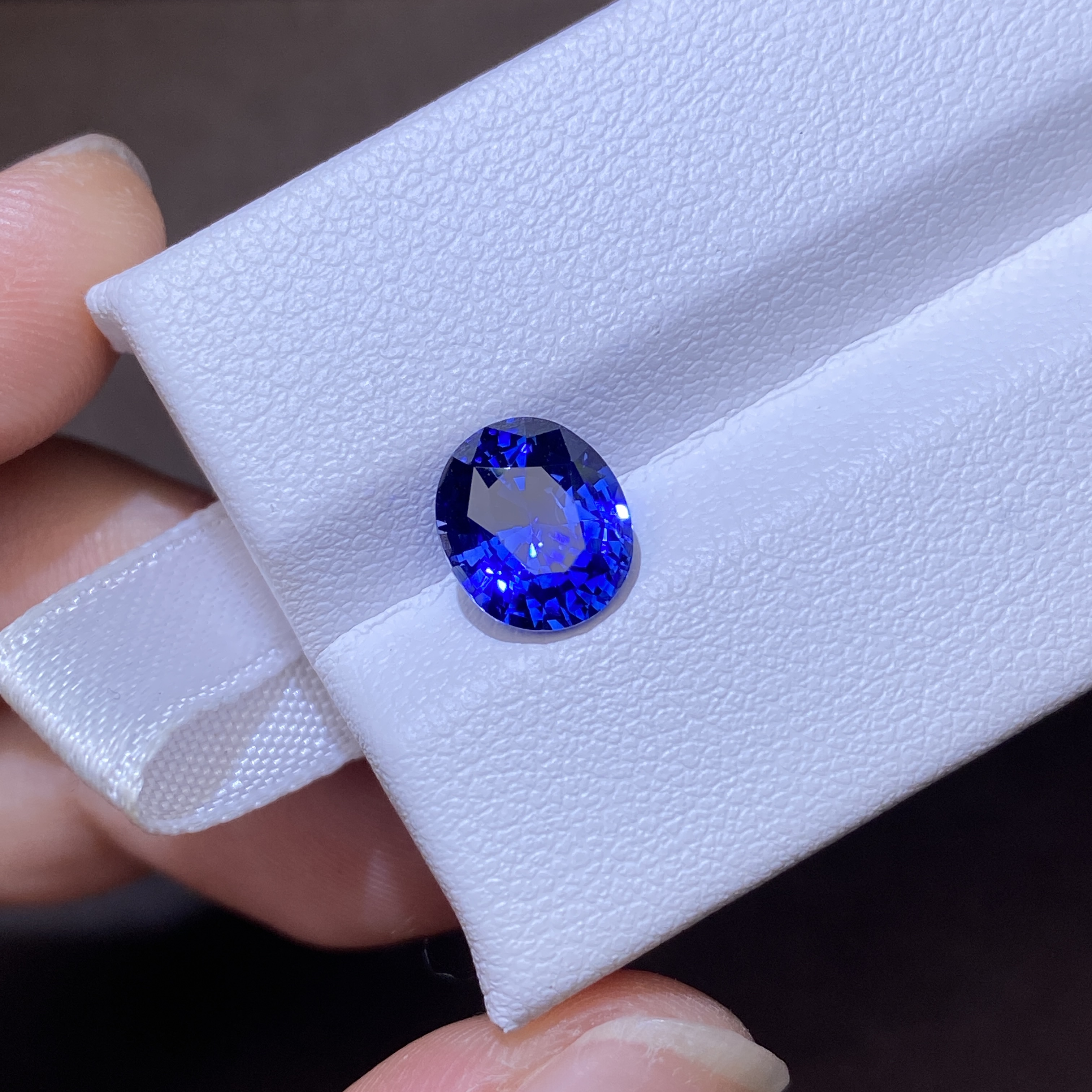 25A023 有烧皇家蓝蓝宝石 2.58克拉