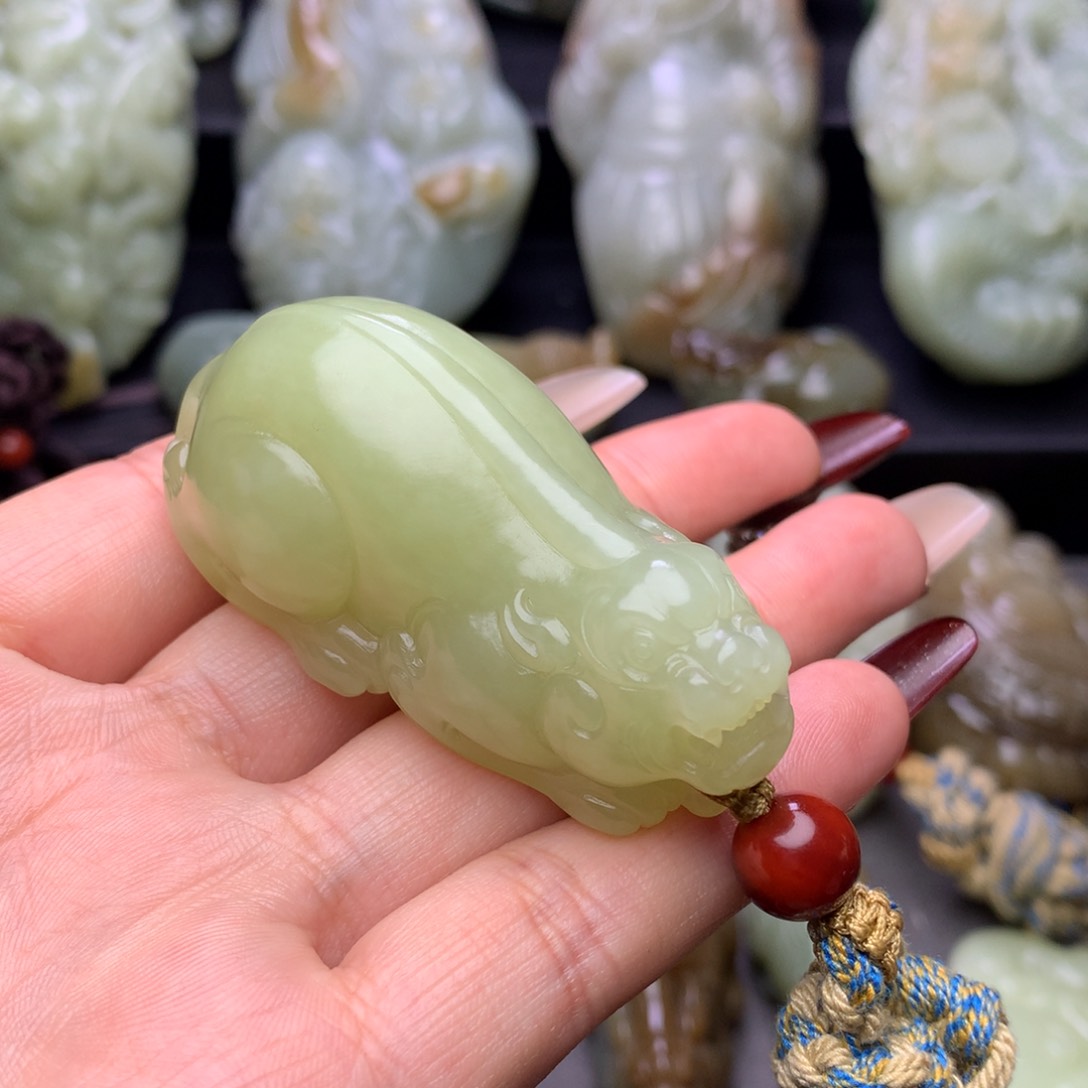 【闪购商品】和田玉把件未镶嵌小***