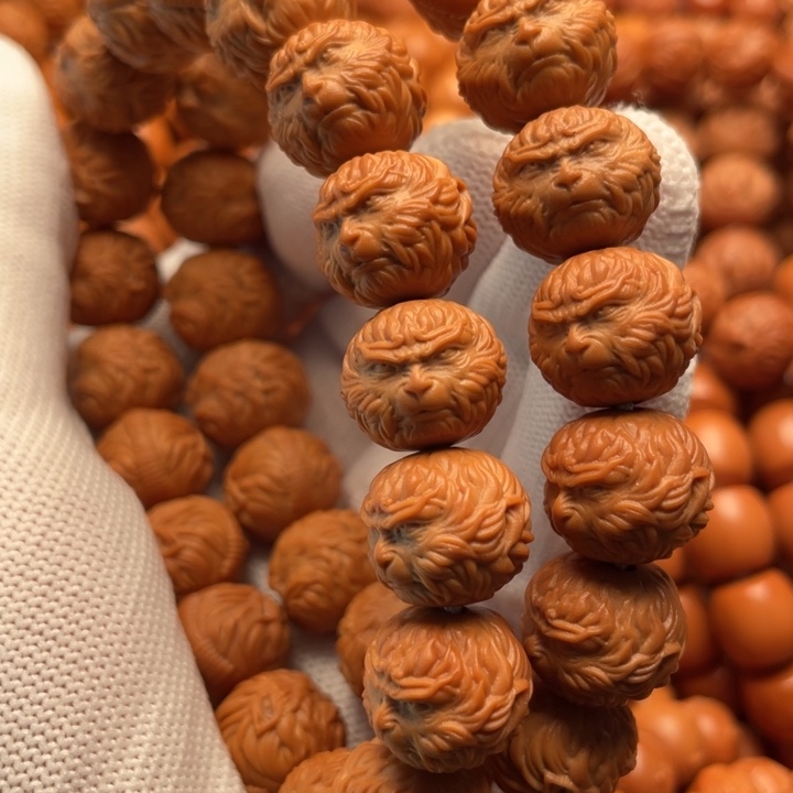 猴头核桃吊坠邓****炖斗战胜佛