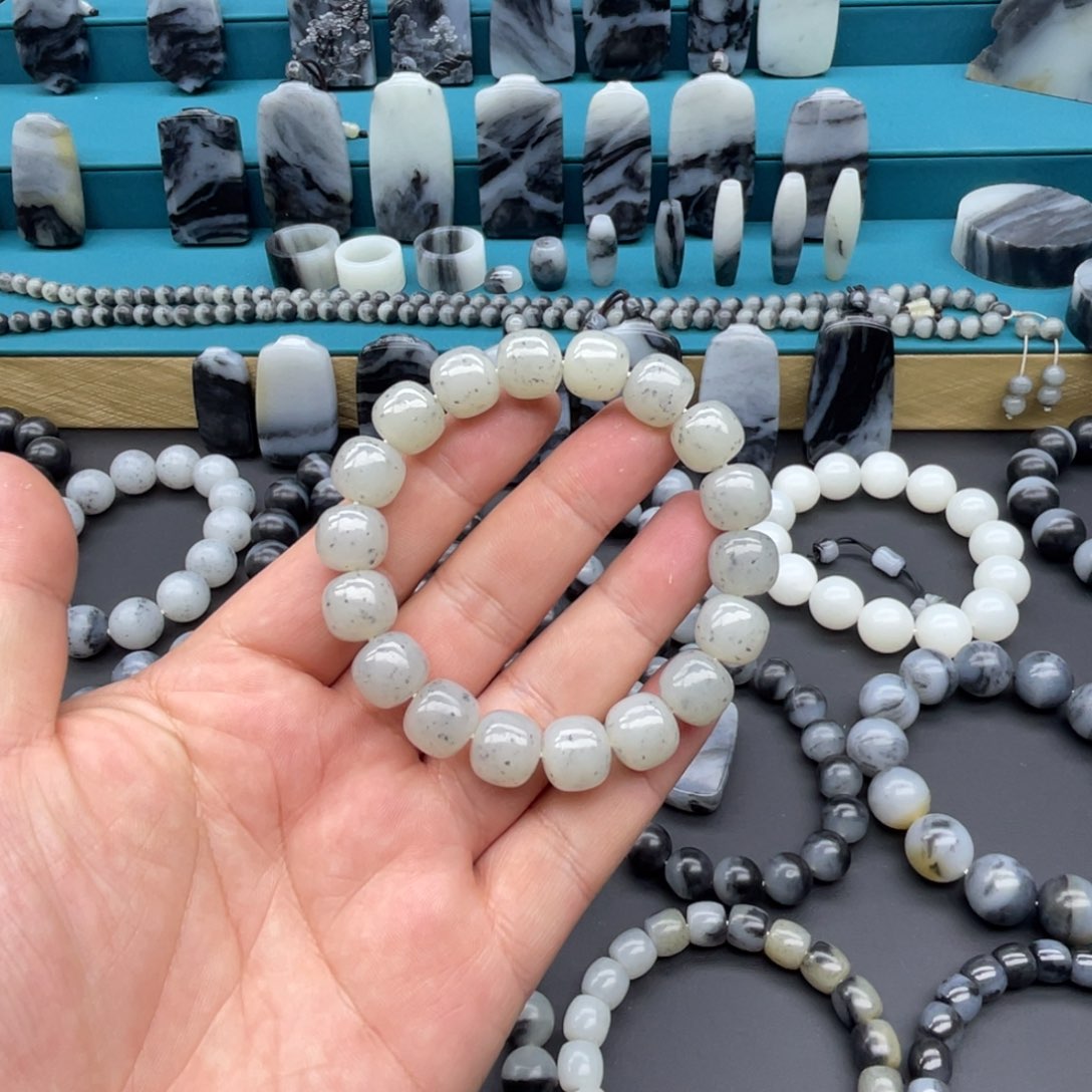 和田玉手串未镶嵌