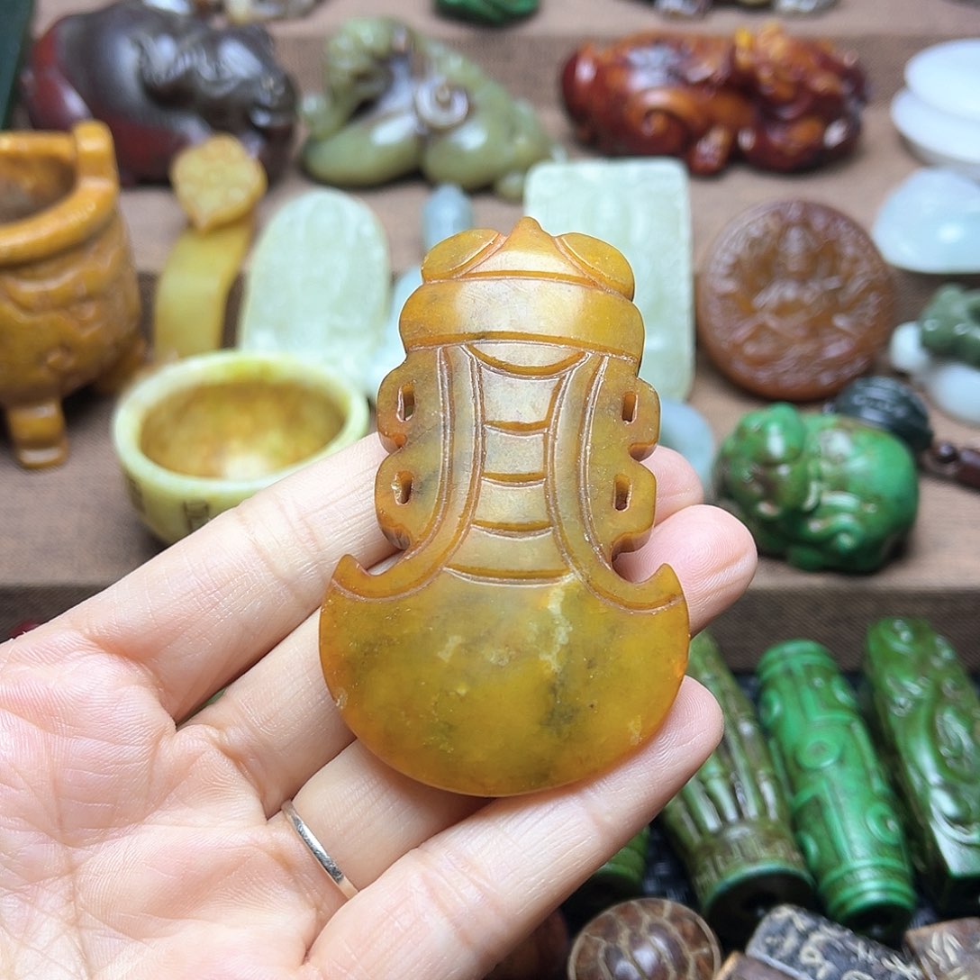 白玉菩提吊坠96。。