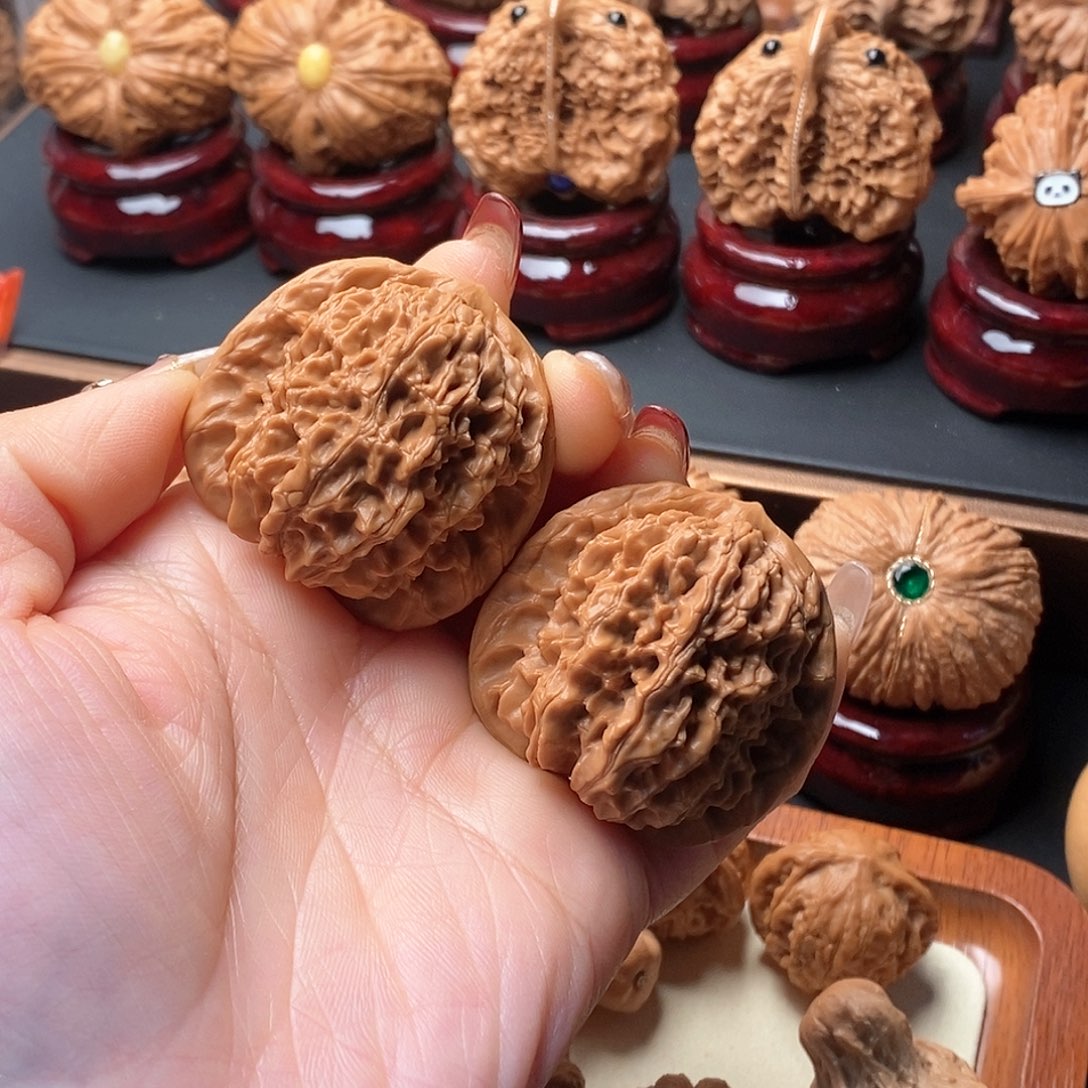 文玩核桃吊坠马老四