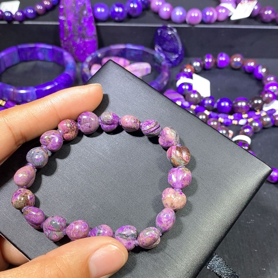 苏纪石（舒俱来）未镶嵌南非老矿舒俱来泥地爱心单圈