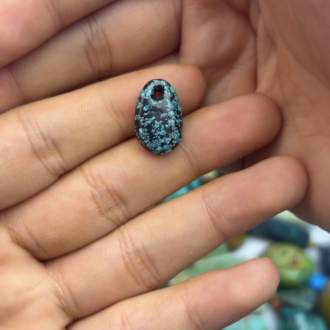 南红玛瑙未镶嵌绿松石