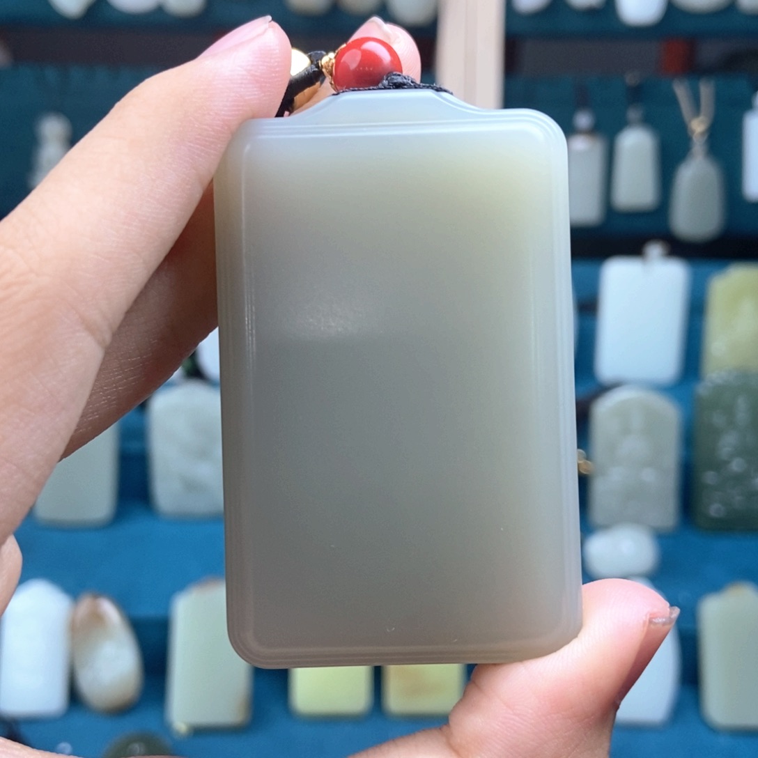 和田玉（青白玉）未镶嵌颈饰