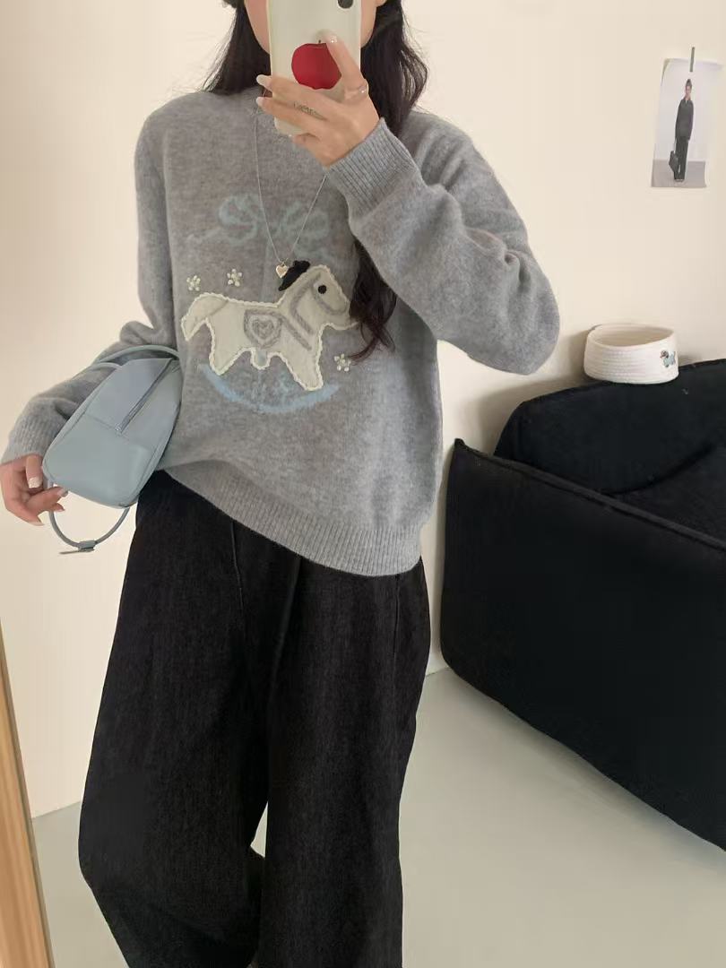 X0124-卡通动漫女圆领秋季毛针织衫印花时尚减龄女装