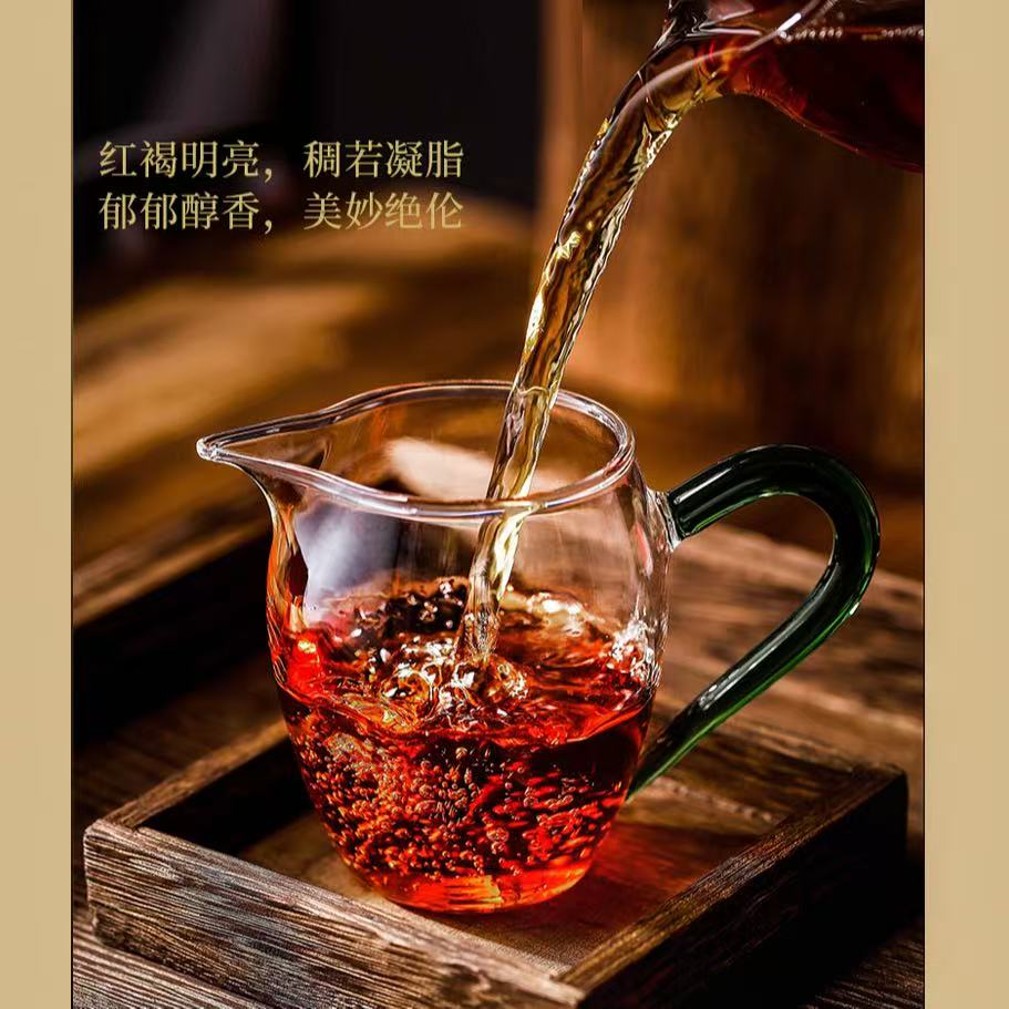 2017年澜沧鸡年纪念饼357克