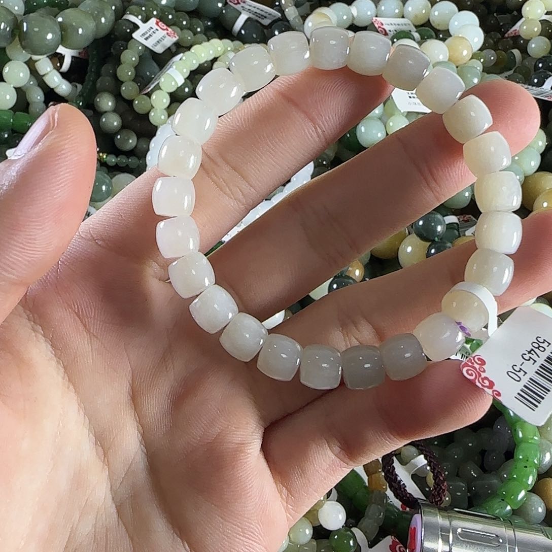 和田玉手链未镶嵌170