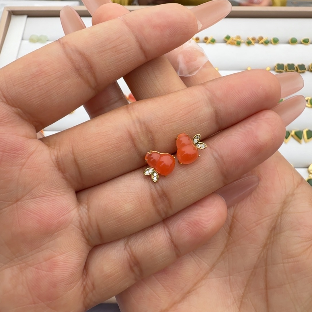 南红玛瑙银S925镀金镶嵌耳饰