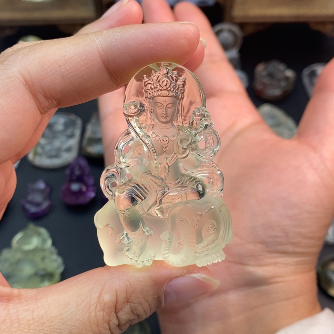 小***禹颈饰水晶未镶嵌定制