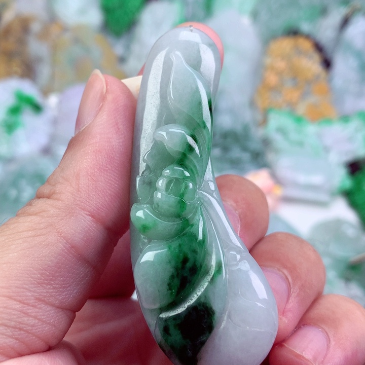 吊坠(不含链)未镶嵌翡翠