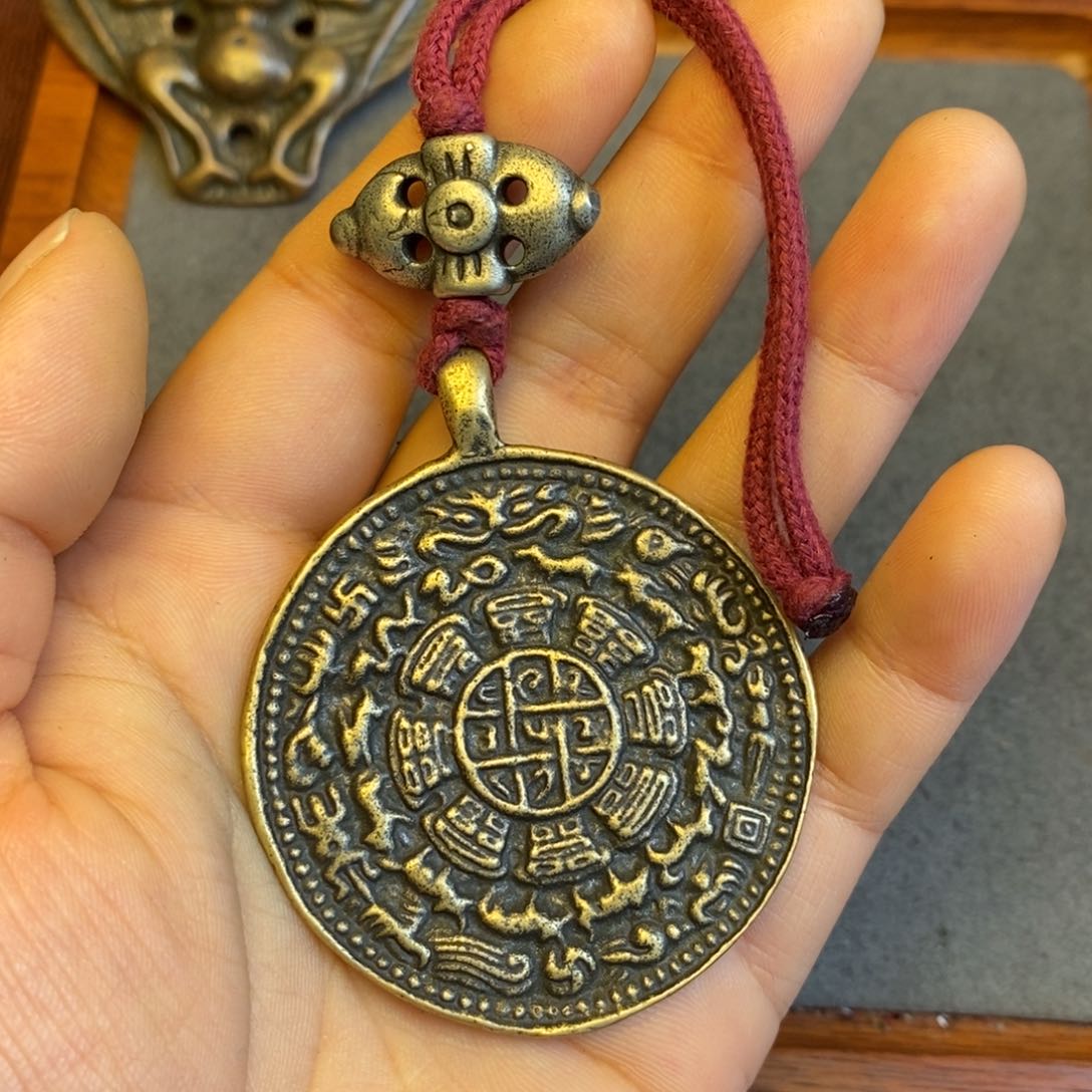 【闪购商品】泥塑ο****米藏传牌子……