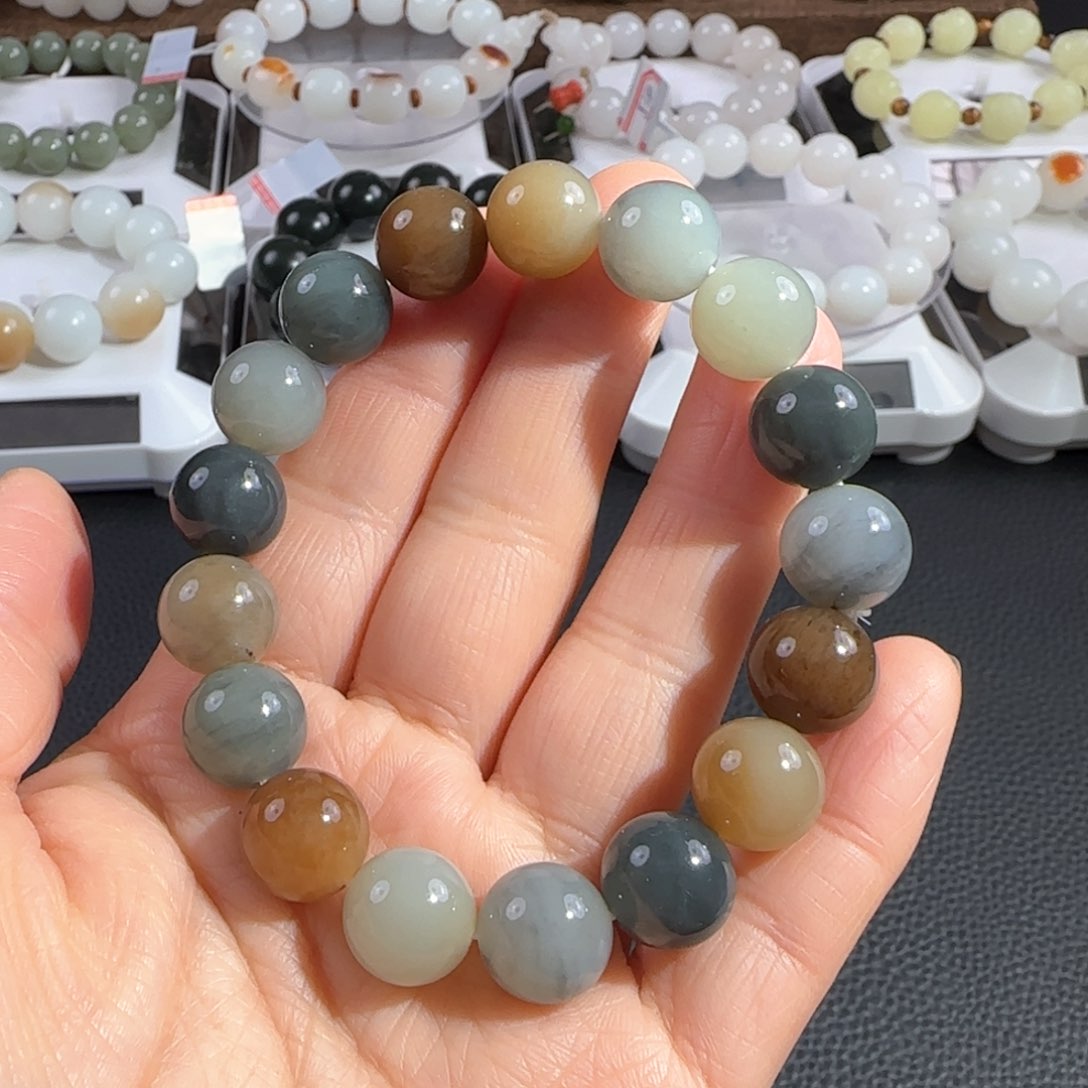 和田玉手串未镶嵌