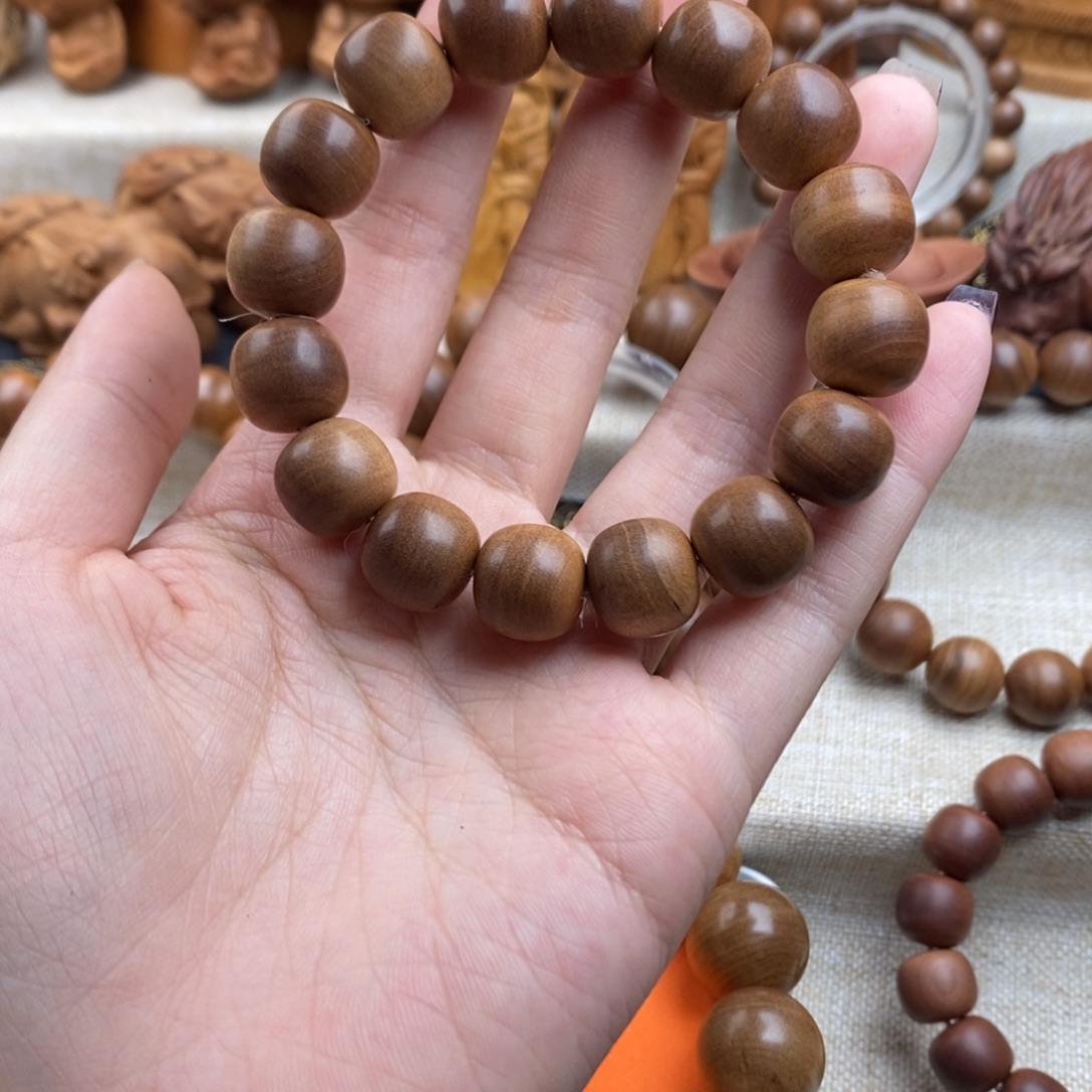 檀香木手串/手链迈索尔，老山檀香，奶香13.14