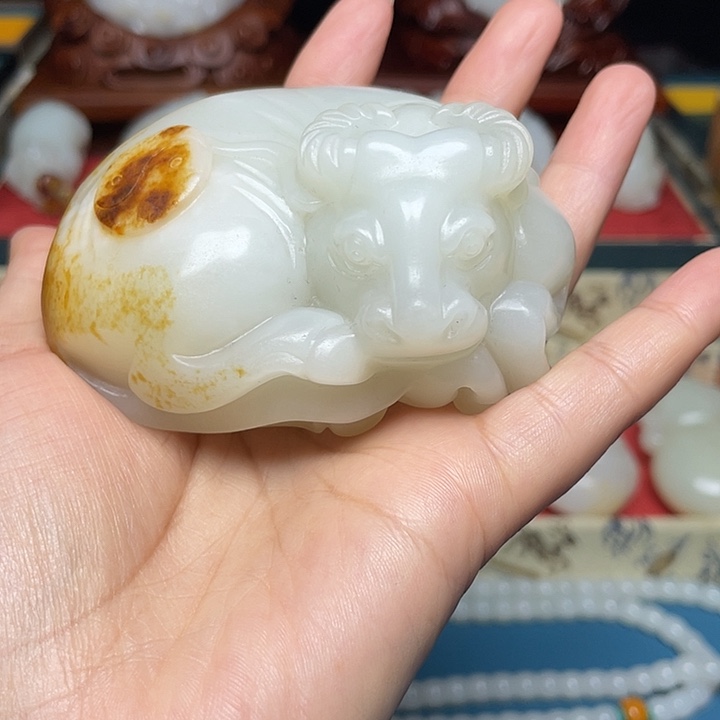 未镶嵌和田玉把件周****行