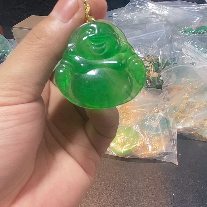 翡翠颈饰未镶嵌价格