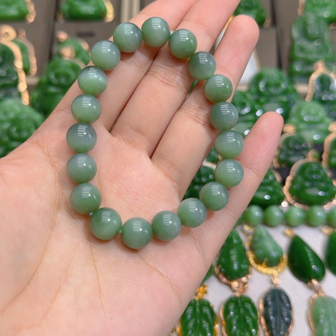 手串未镶嵌和田玉（碧玉）10m粉青冰猫单圈