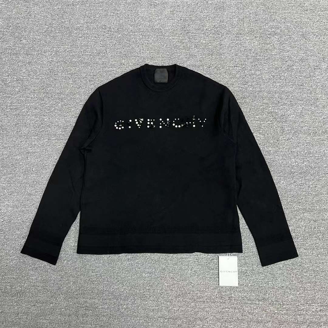 全新未使用 Givenchy/纪梵希 黑色铆钉缀饰字母Logo毛衣 M码