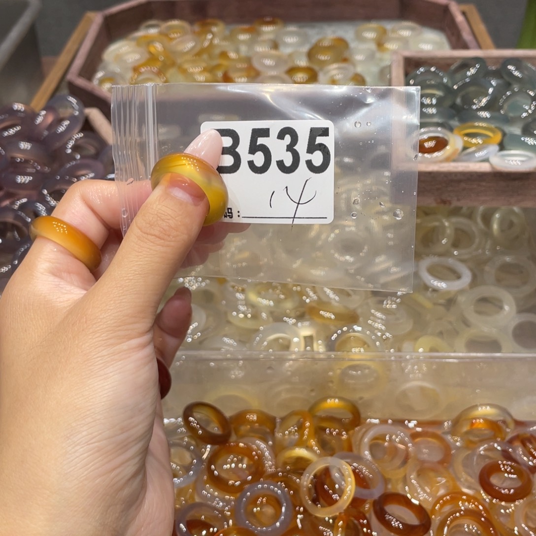玛瑙/玉髓未镶嵌戒指535