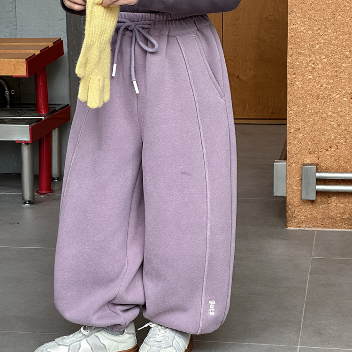 拉萨发货  女童加绒裤子儿童宽松休闲运动裤保暖百搭加厚拼接卫裤