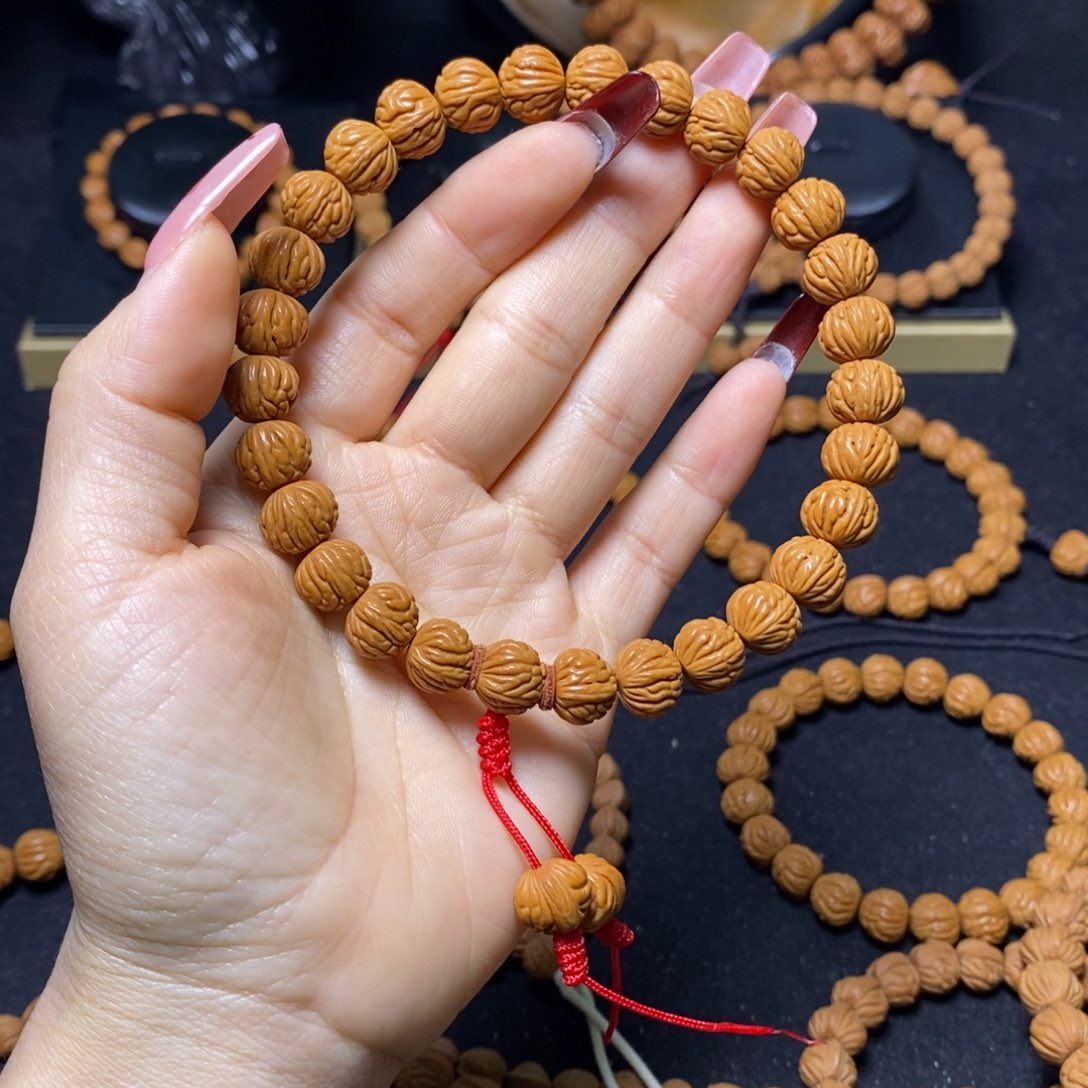 *****桃核吊坠秦岭文玩