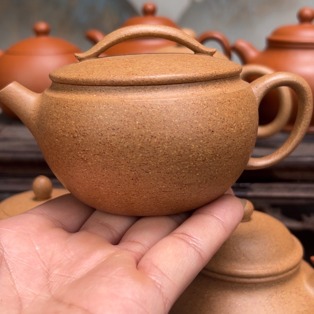 茶壶紫砂；*宜兴紫砂