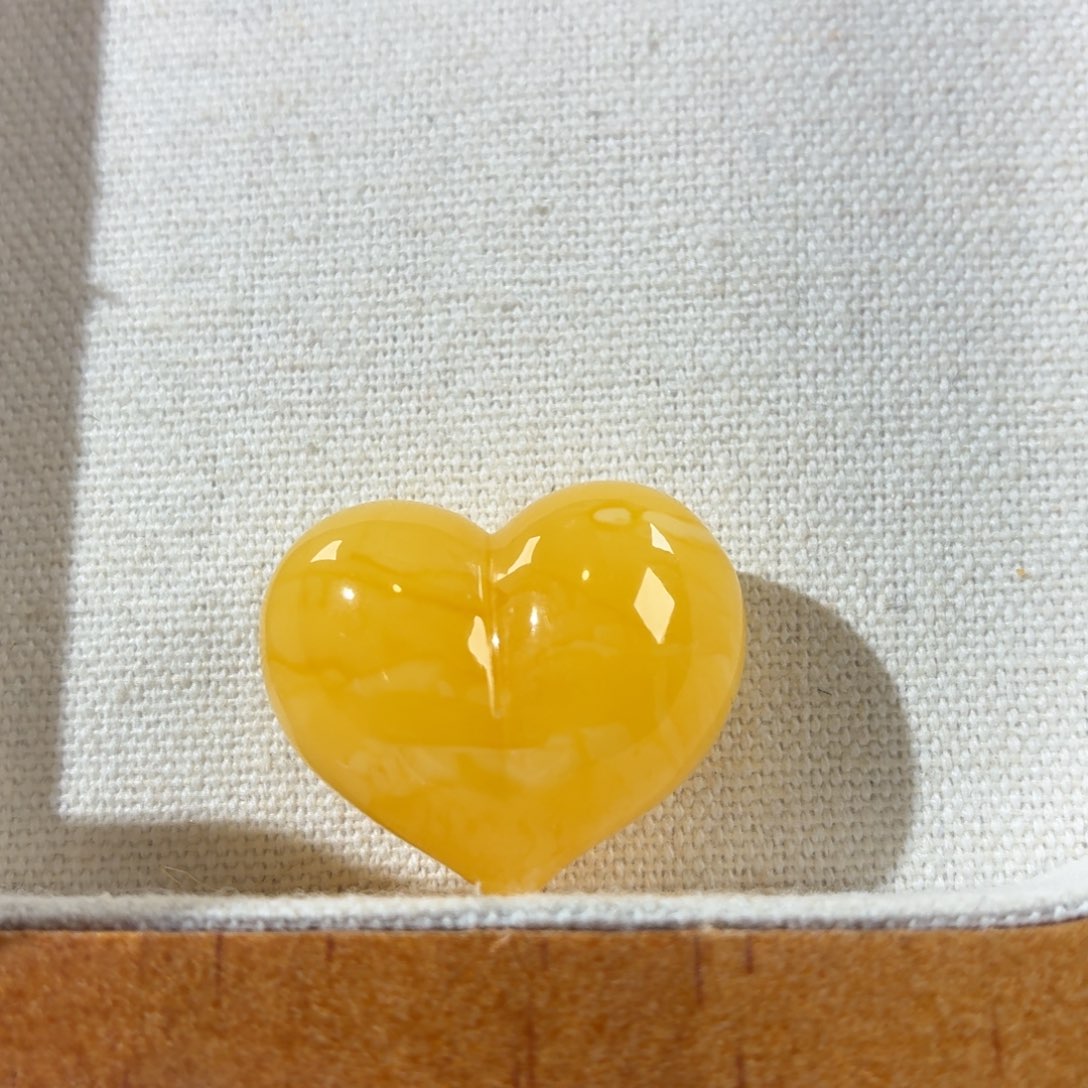 赟***蜜蜡未镶嵌裸石定制