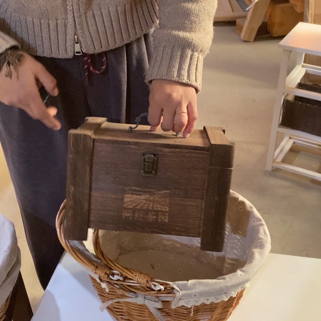 木这是拍一发二编号019