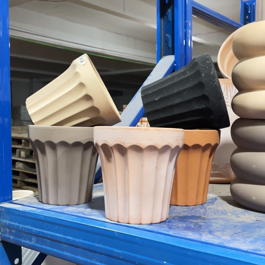 口13×13    灰 黄 红 粉 黑 