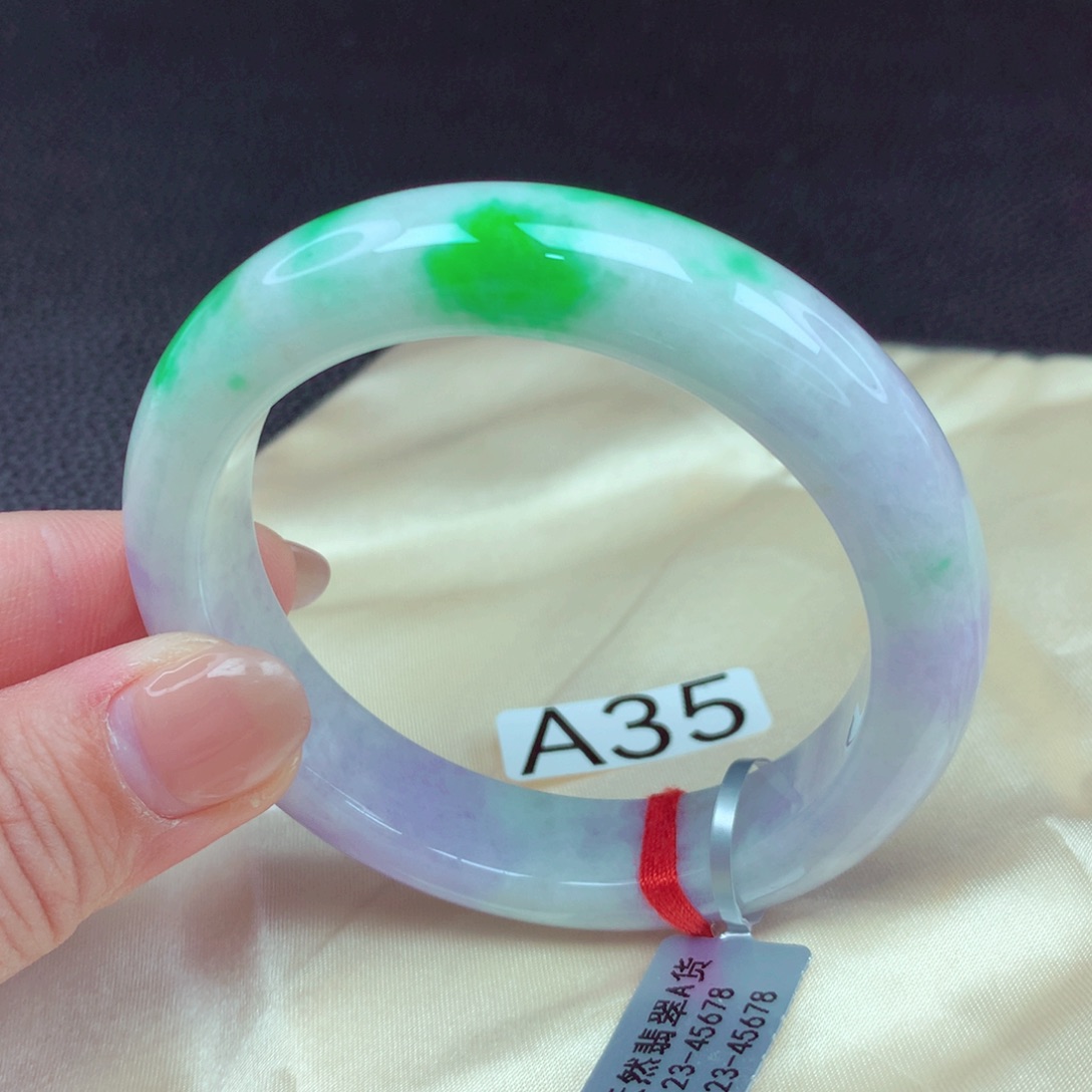 翡翠手镯未镶嵌手镯88