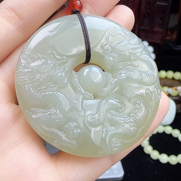 和田玉挂件未镶嵌