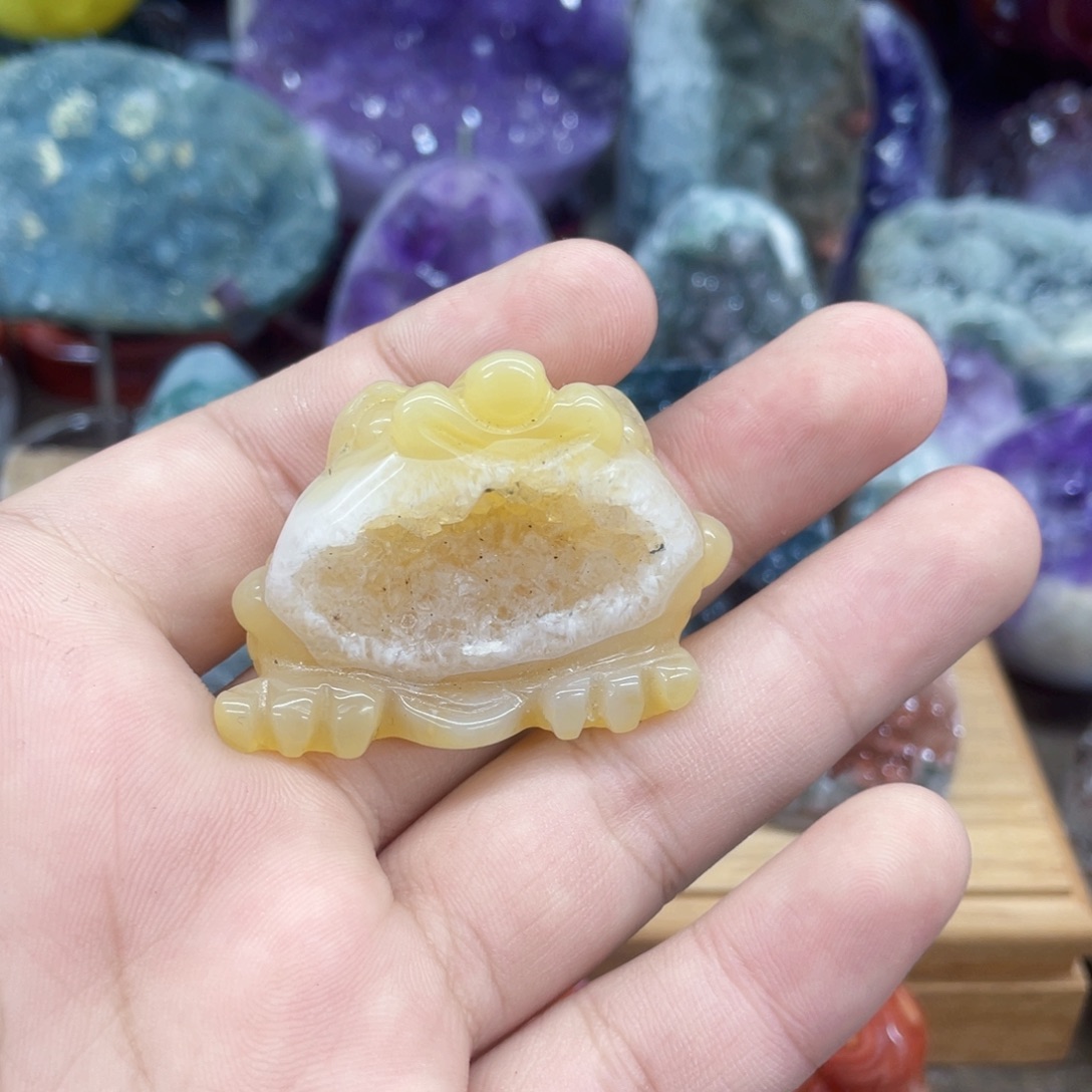 紫晶未镶嵌大型摆件（非配饰）