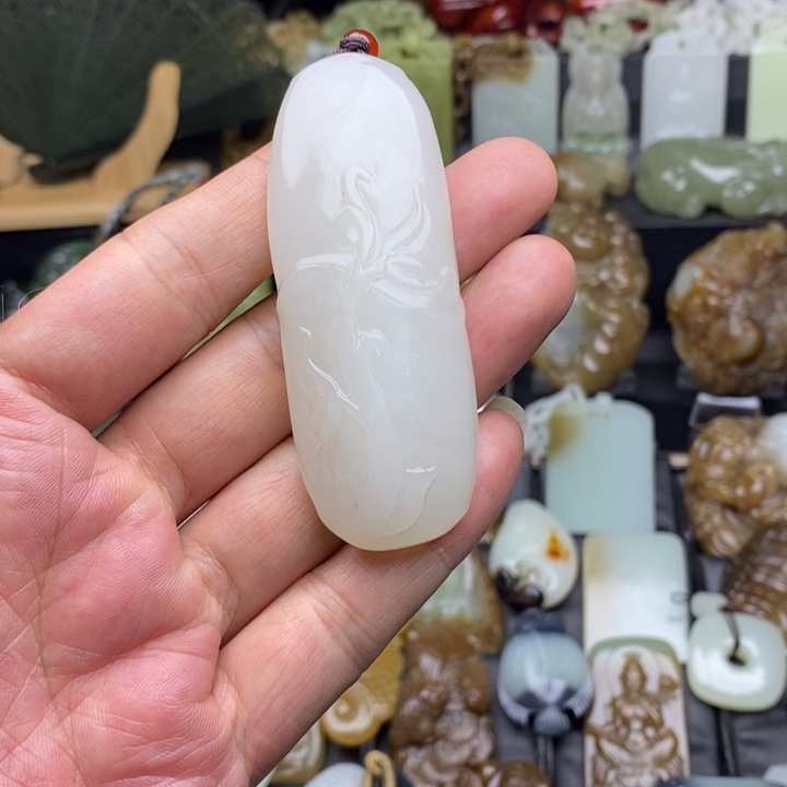 和田玉（糖玉）未镶嵌颈饰