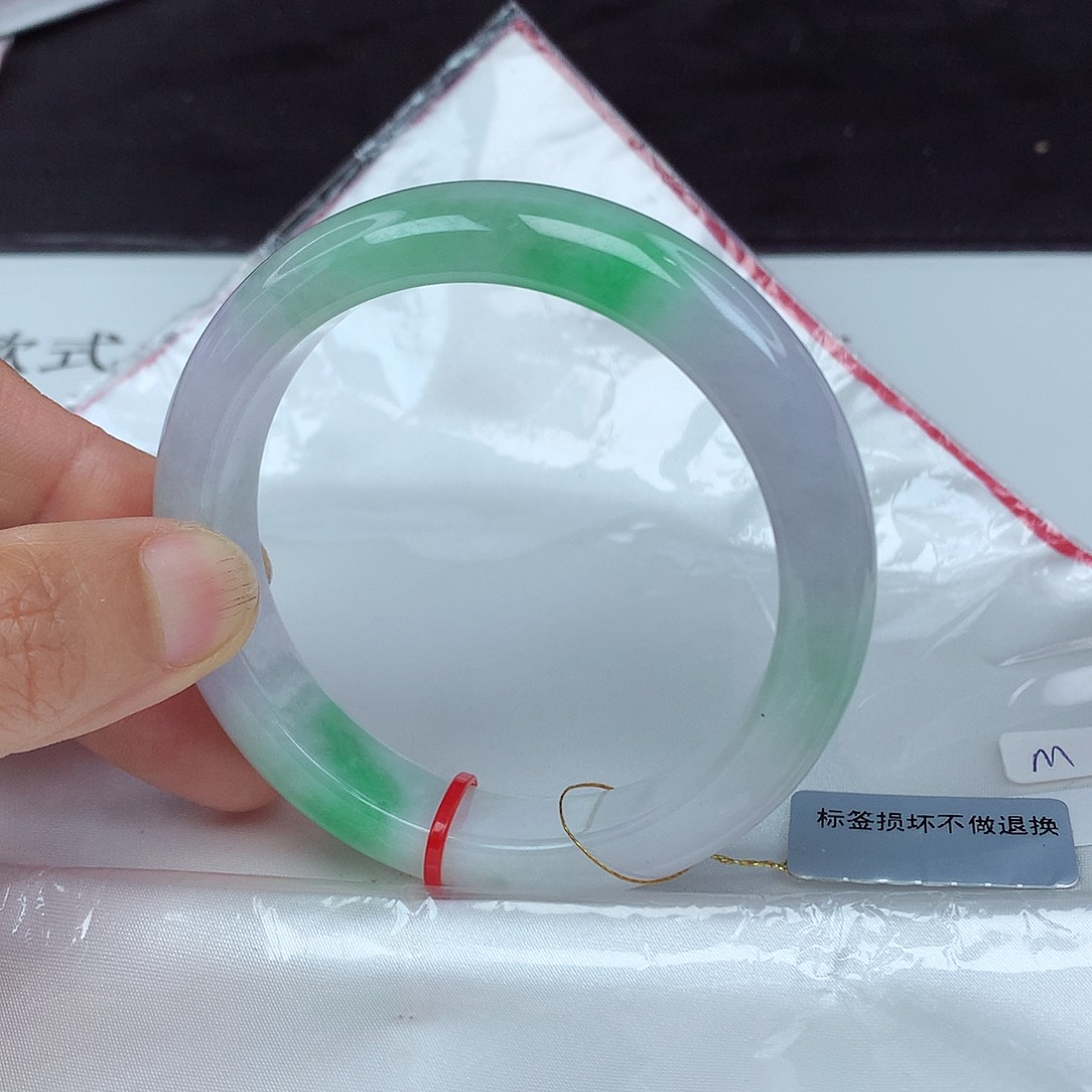 翡翠手镯未镶嵌58圈1313