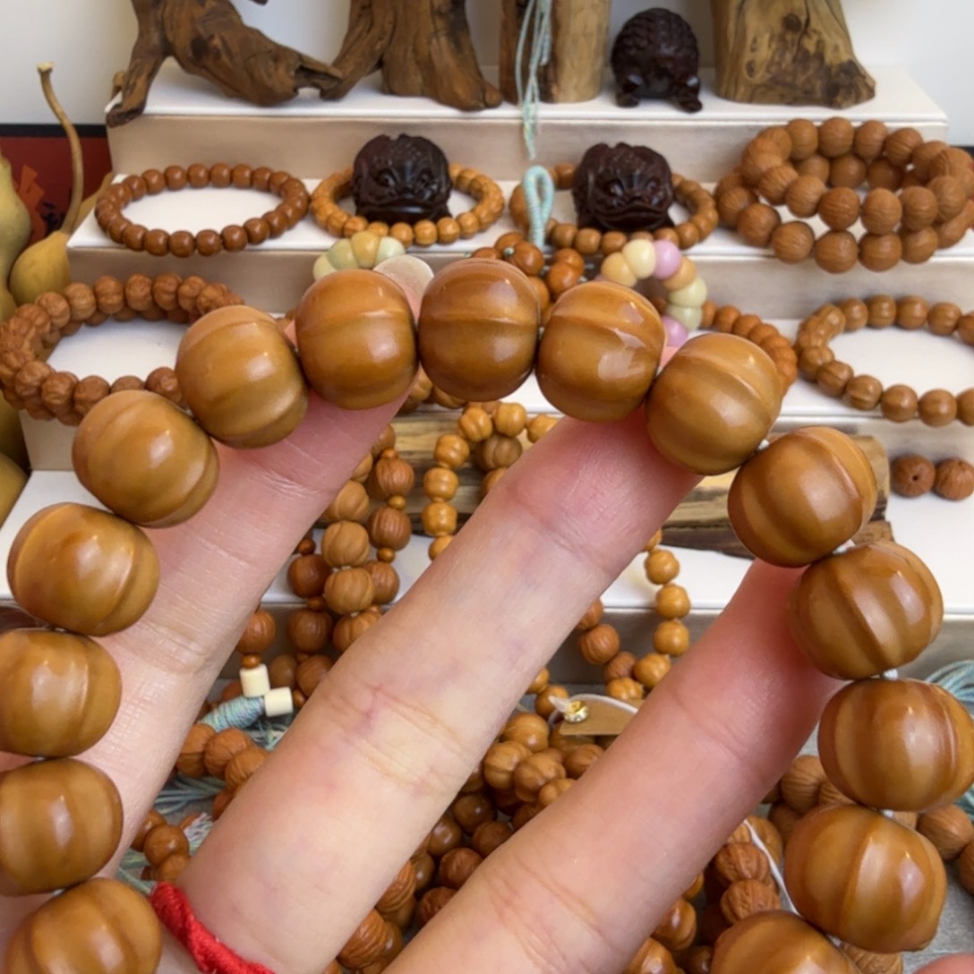 猴头核桃吊坠鲨鱼背微微瑕