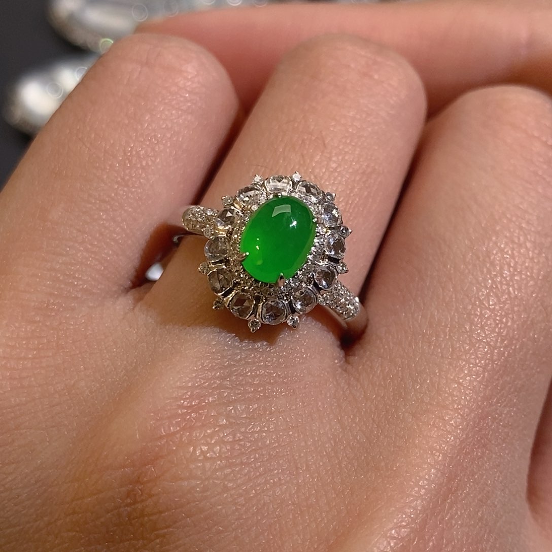 翡翠戒指18K金镶嵌天然缅甸A货翡翠