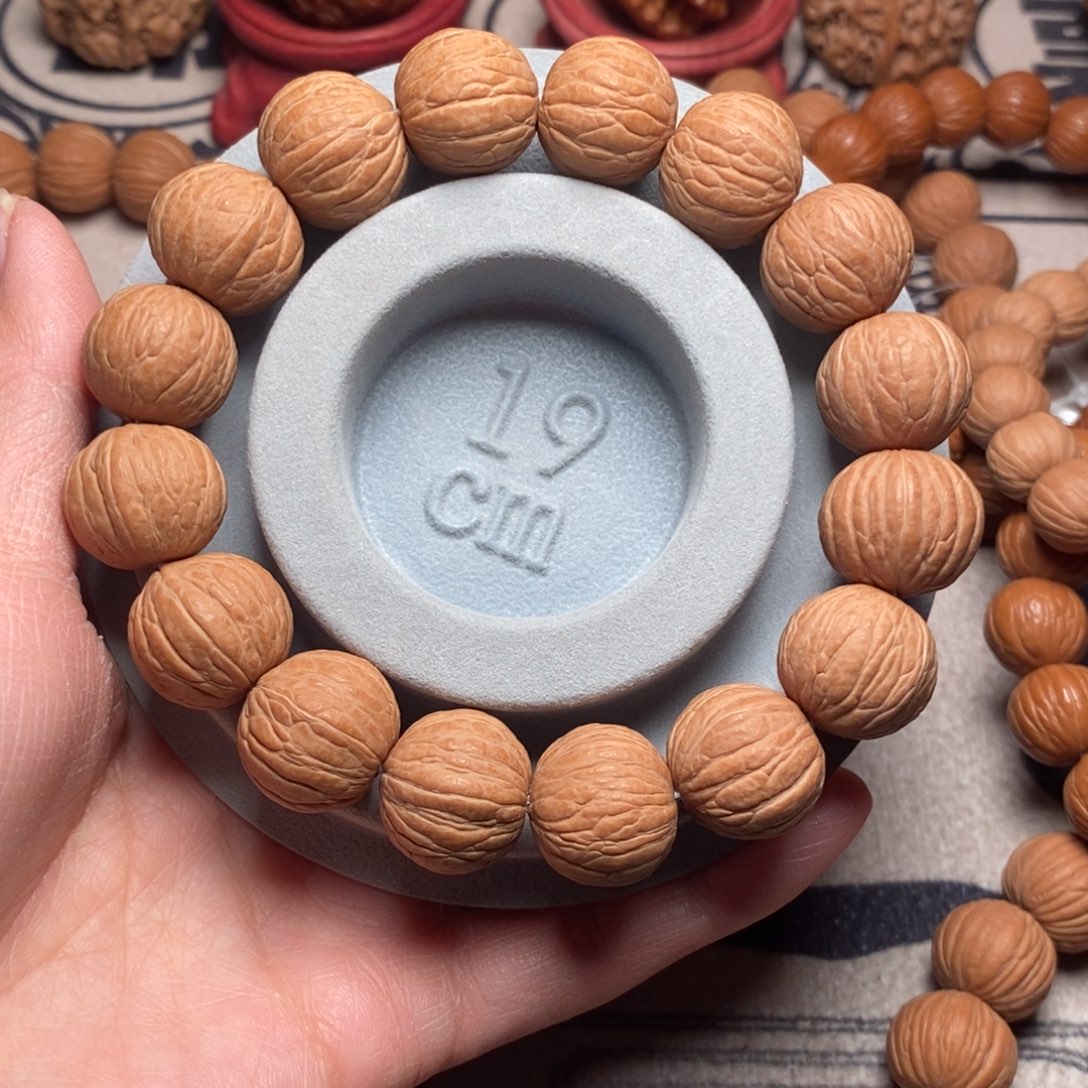 桃核手串聚宝盆猴头手串