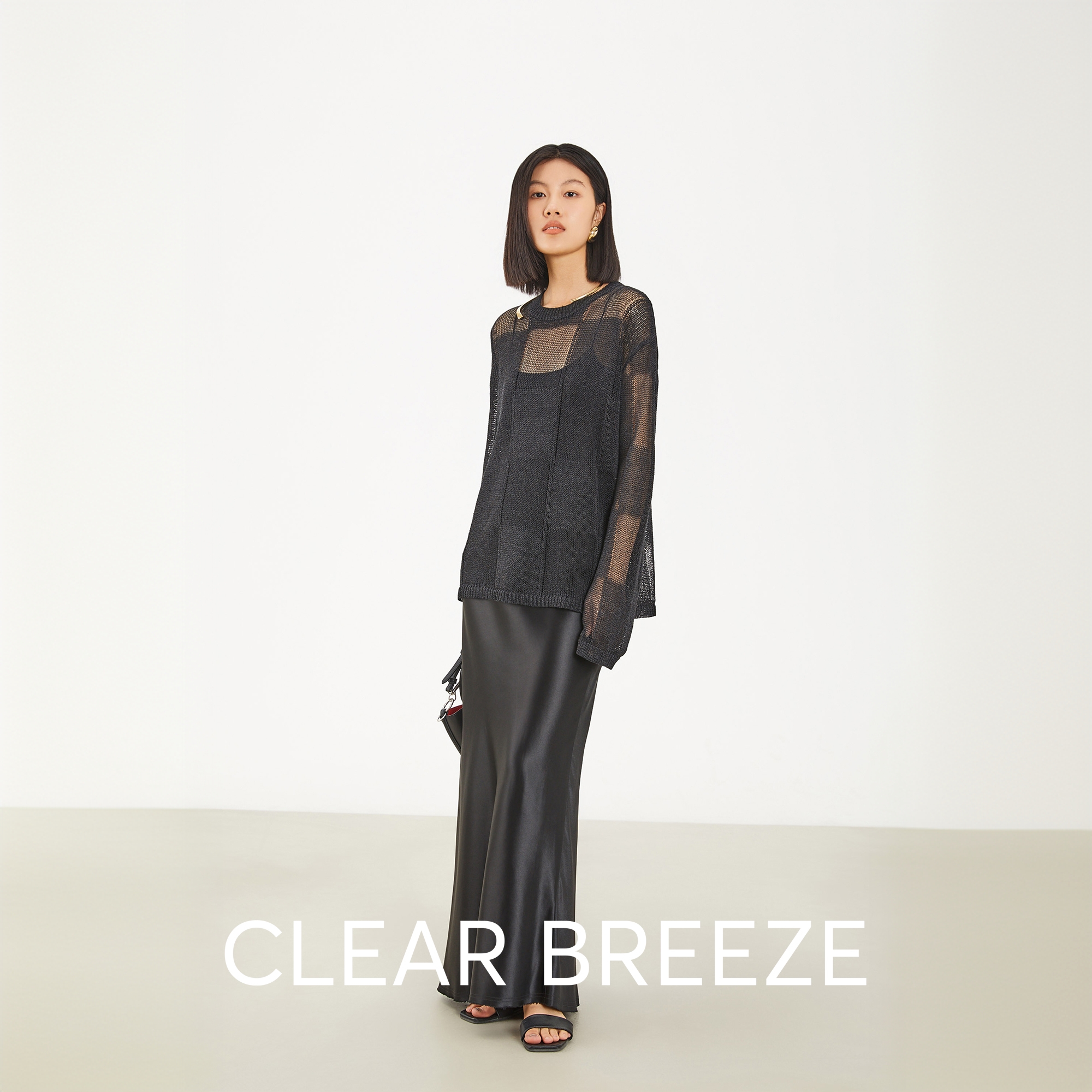 CLEAR BREEZE25春夏和纸纱圆领镂空长袖显瘦针织衫521181511