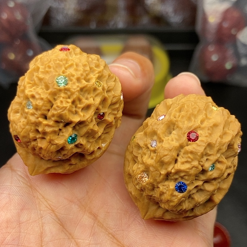 【闪购商品】把件文玩核桃37尺铁狮子球