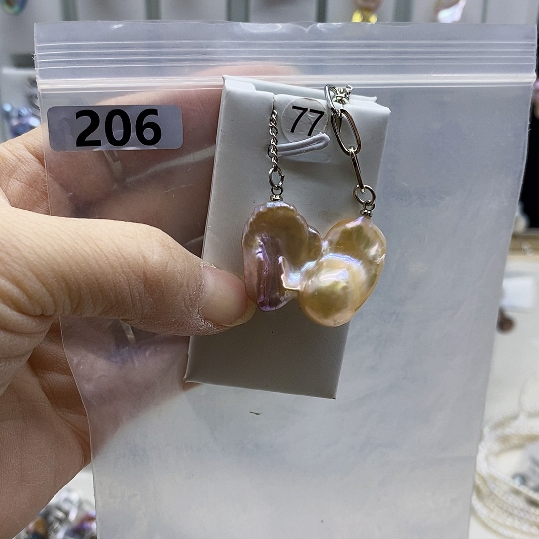 颈饰合金淡水珍珠