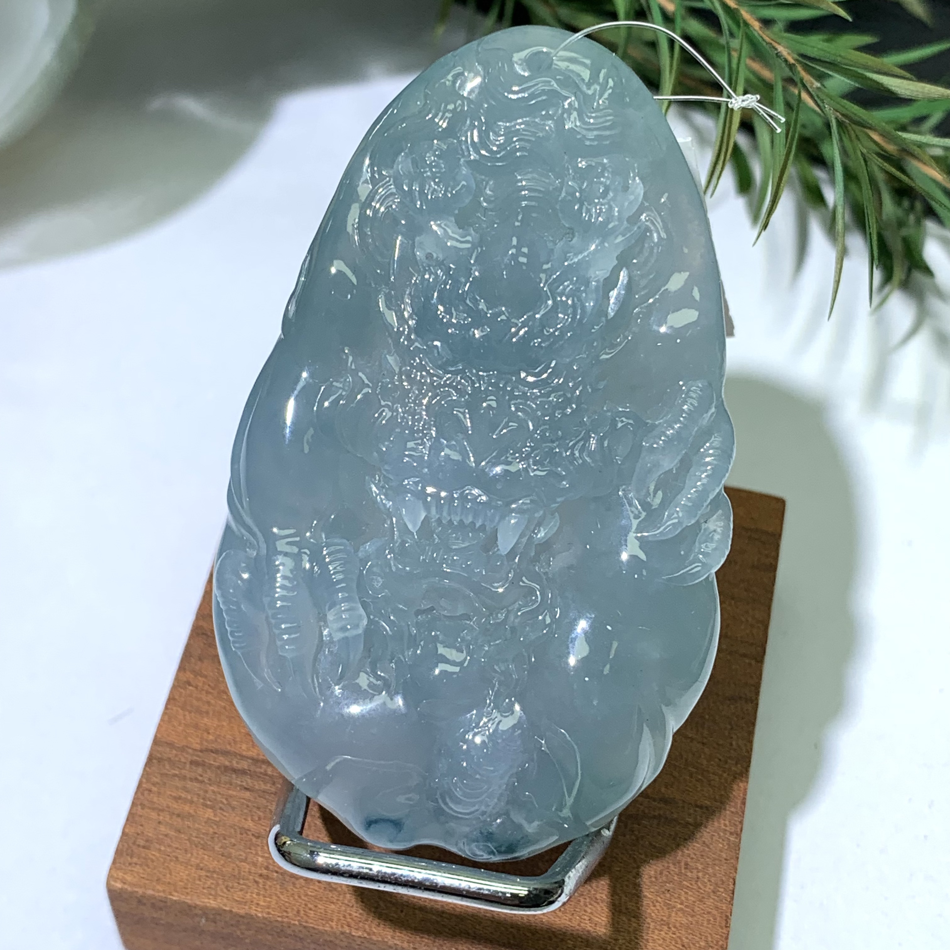 缅甸天然A货翡翠龙牌吊坠  冰种天空蓝飘花  基地质检 可直播看货