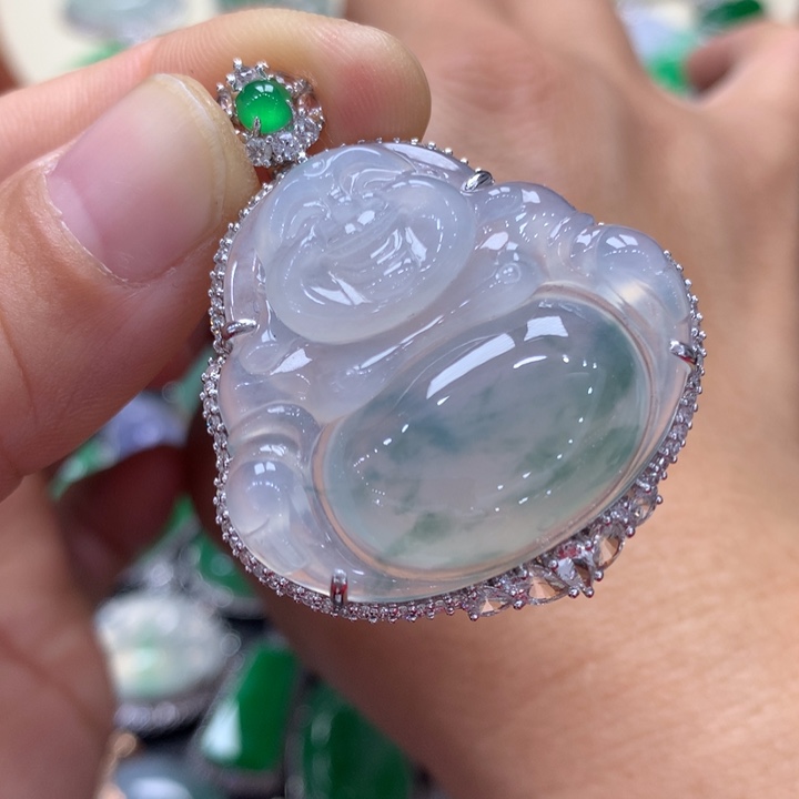 翡翠吊坠(不含链)18K金镶嵌