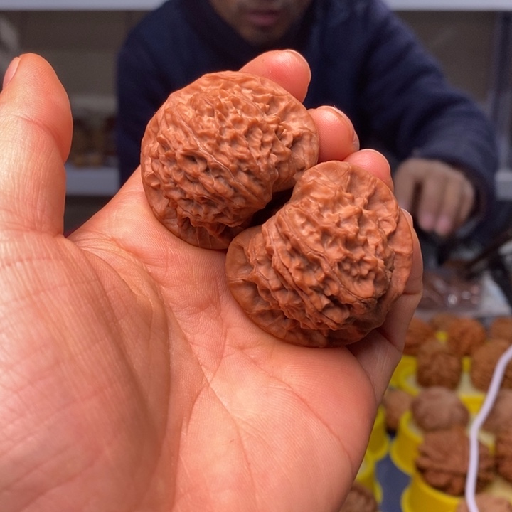 吊坠文玩核桃文玩核桃野生核桃40～